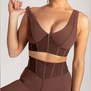 Meshki brown sports bra
